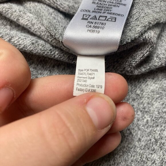 Maurices Colorblock Twisted Hem Tee T-shirt Womens Medium Soft Grey Black White - Picture 5 of 9